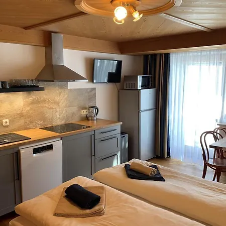 Fruehstueckspension Christina 3*