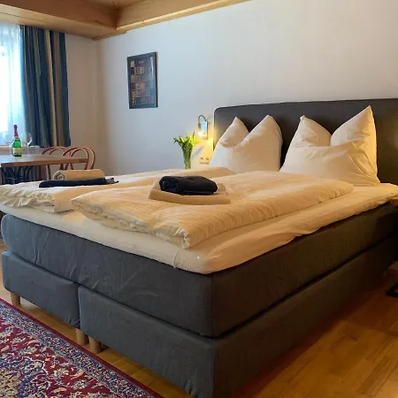 Vendégház Fruehstueckspension Christina 3*