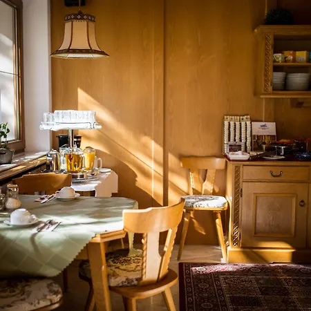 Fruehstueckspension Christina 3* Tux