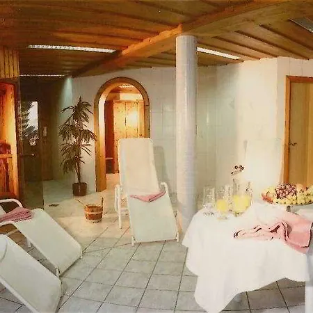 Gasthuis Fruehstueckspension Christina 3*