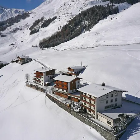 Vendégház Fruehstueckspension Christina Tux