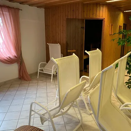 Fruehstueckspension Christina Pensjonat Tux