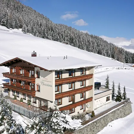 Fruehstueckspension Christina Тукс