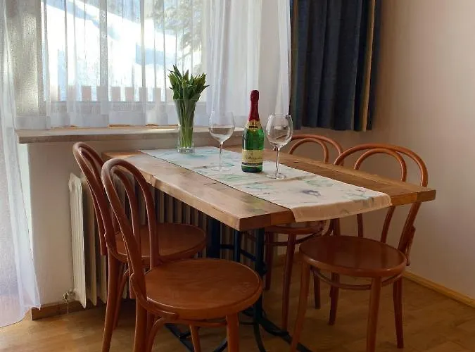 Fruehstueckspension Christina Гостьовий будинок