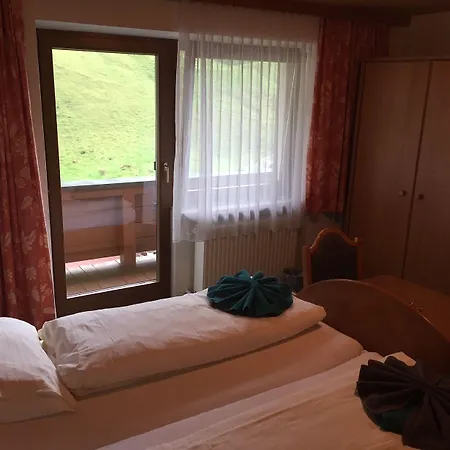 Vendégház Fruehstueckspension Christina